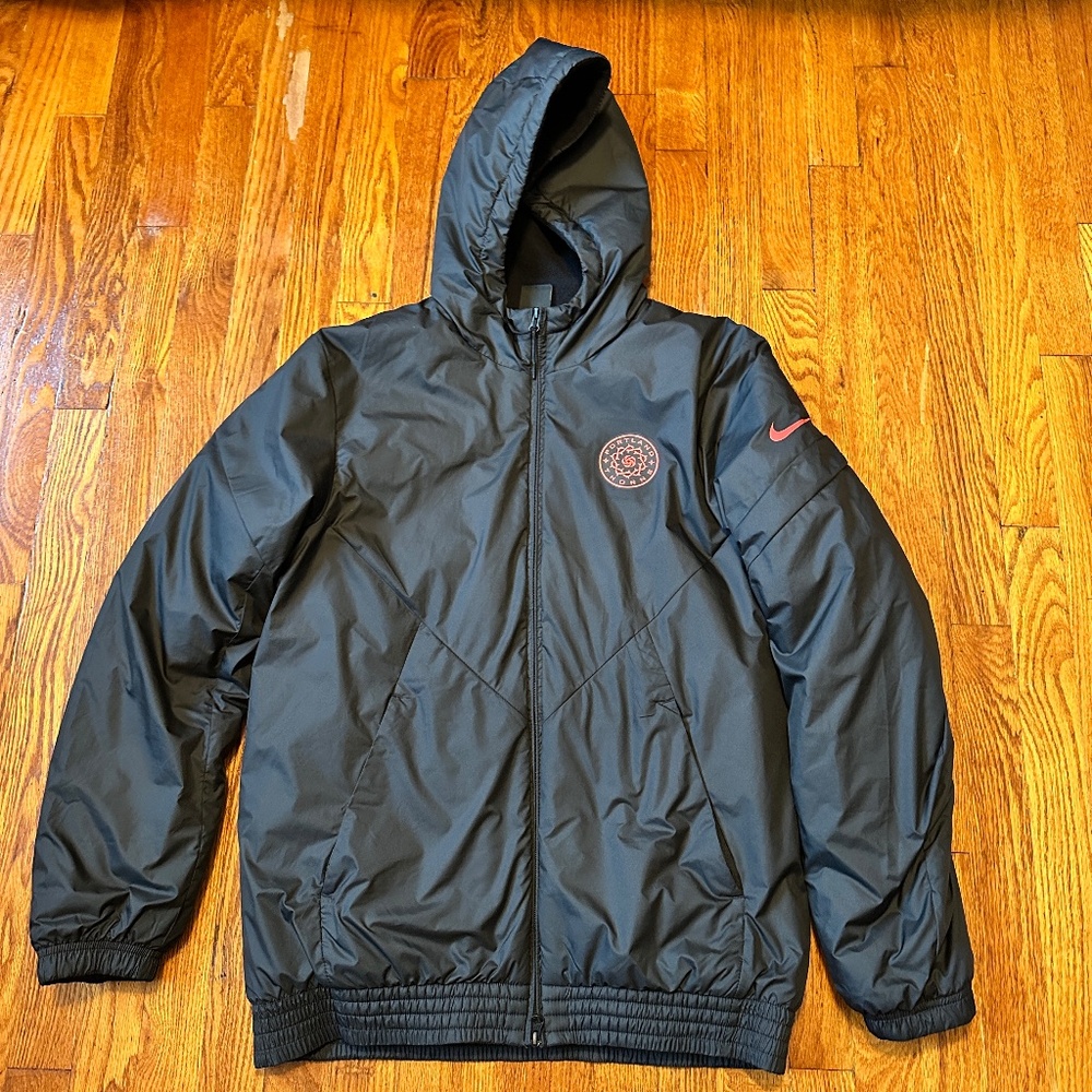 Nike Portland Thorns Team Issue Insulted Weather Resistant Jacket
